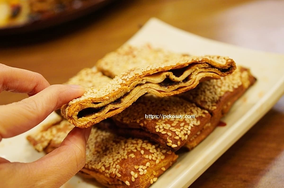 新疆姑娘手路菜!老饕激推「道地新疆烤肉」藏板橋,必點巨無霸肉串尺寸驚人 新疆姑娘手路菜!老饕激推「道地新疆烤肉」藏板橋,必點巨無霸肉串尺寸驚人