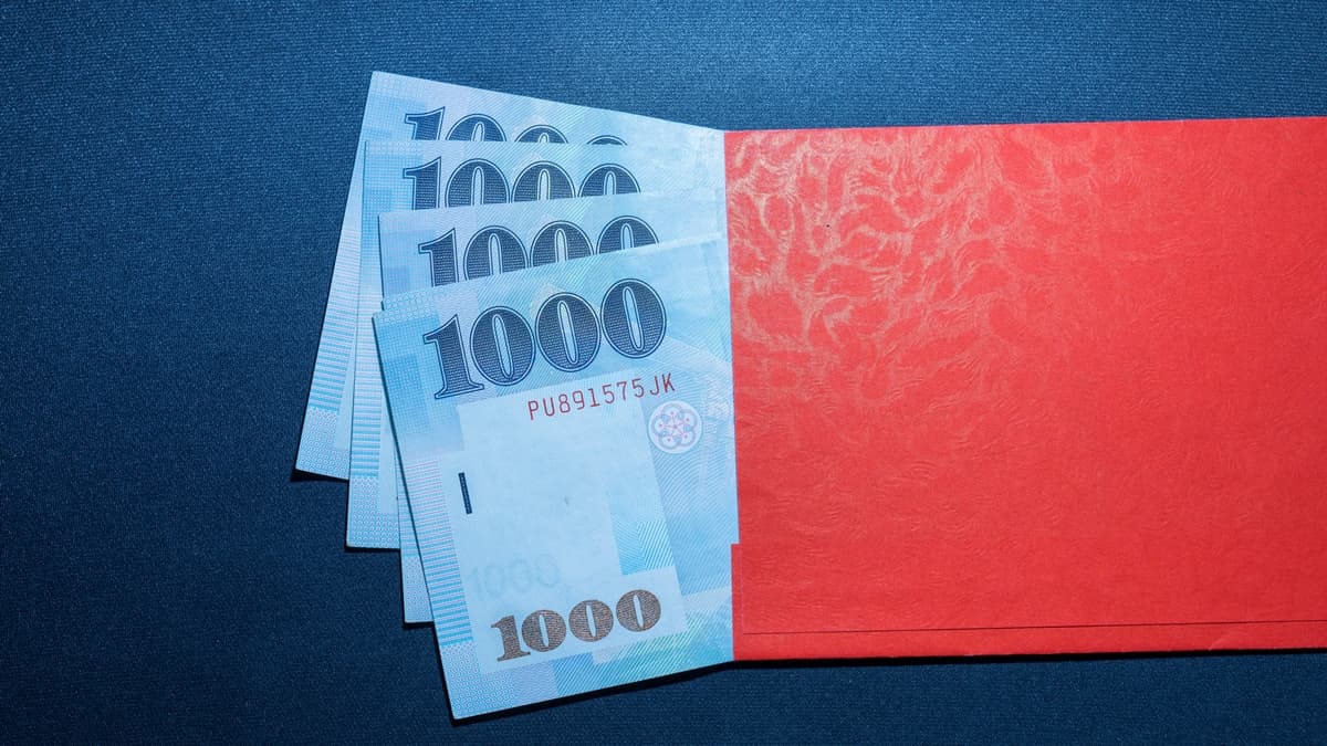 公司中秋禮都送什麼?他曬「6000元紅包」嫌少,釣出大批苦主:只有兩串蕉