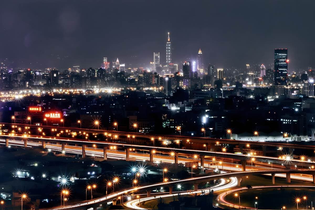 中秋月圓人團圓!全台10處「賞月景點」:宜蘭最美夜景、財運超旺土地公廟 中秋月圓人團圓!全台10處「賞月景點」:宜蘭最美夜景、財運超旺土地公廟