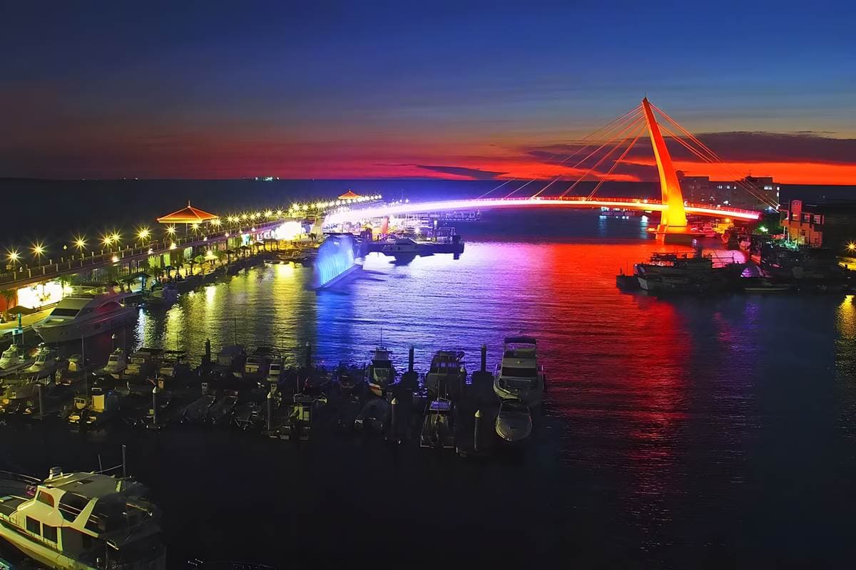 中秋月圓人團圓!全台10處「賞月景點」:宜蘭最美夜景、財運超旺土地公廟 中秋月圓人團圓!全台10處「賞月景點」:宜蘭最美夜景、財運超旺土地公廟