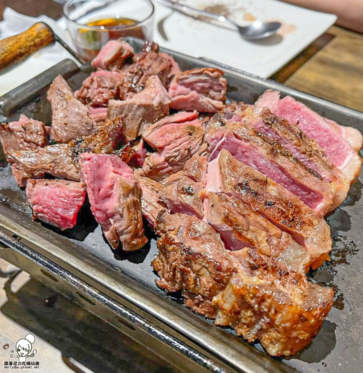最低269元起!高雄必衝8家超值吃到飽:蒙古烤肉+火鍋自助吧、肉排無限吃 最低269元起!高雄必衝8家超值吃到飽:蒙古烤肉+火鍋自助吧、肉排無限吃