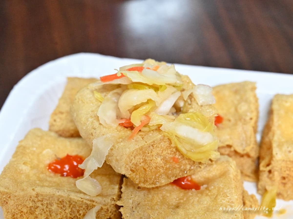 免費紅茶、熱湯無限喝!台中人激推6家臭豆腐:50年老店、爆量泡菜堆成山 免費紅茶、熱湯無限喝!台中人激推6家臭豆腐:50年老店、爆量泡菜堆成山