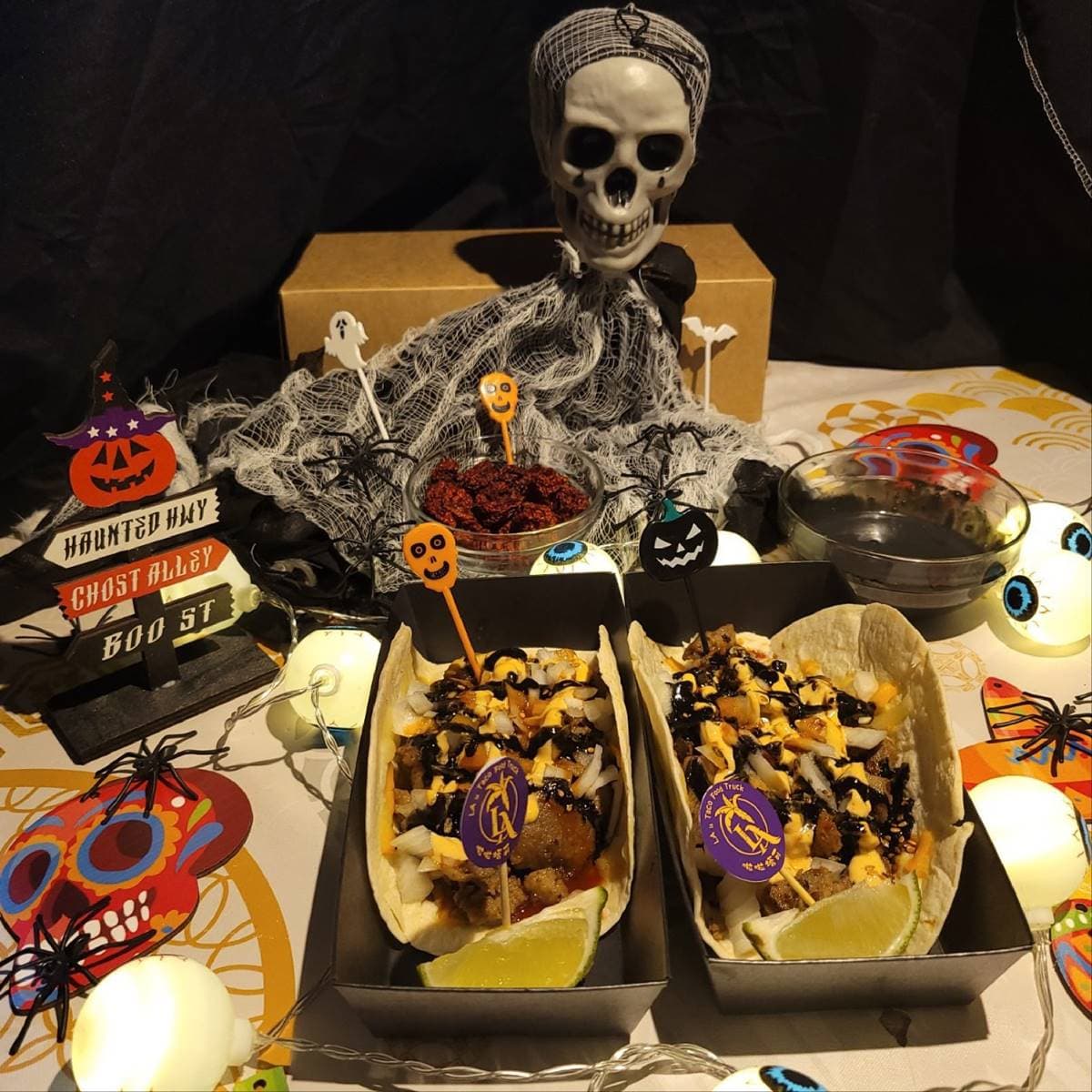 今晚就衝!最狂「萬聖市集」連4週在中山,開吃50家暗黑美食、爽看樂團表演 今晚就衝!最狂「萬聖市集」連4週在中山,開吃50家暗黑美食、爽看樂團表演
