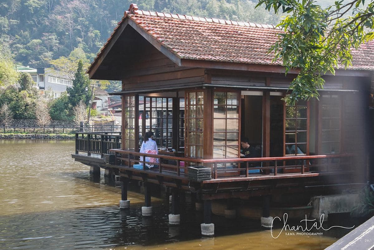 別只衝日月潭!南投水里5必訪景點:搶拍「最美湖上餐廳」、體驗手拉坏DIY 別只衝日月潭!南投水里5必訪景點:搶拍「最美湖上餐廳」、體驗手拉坏DIY