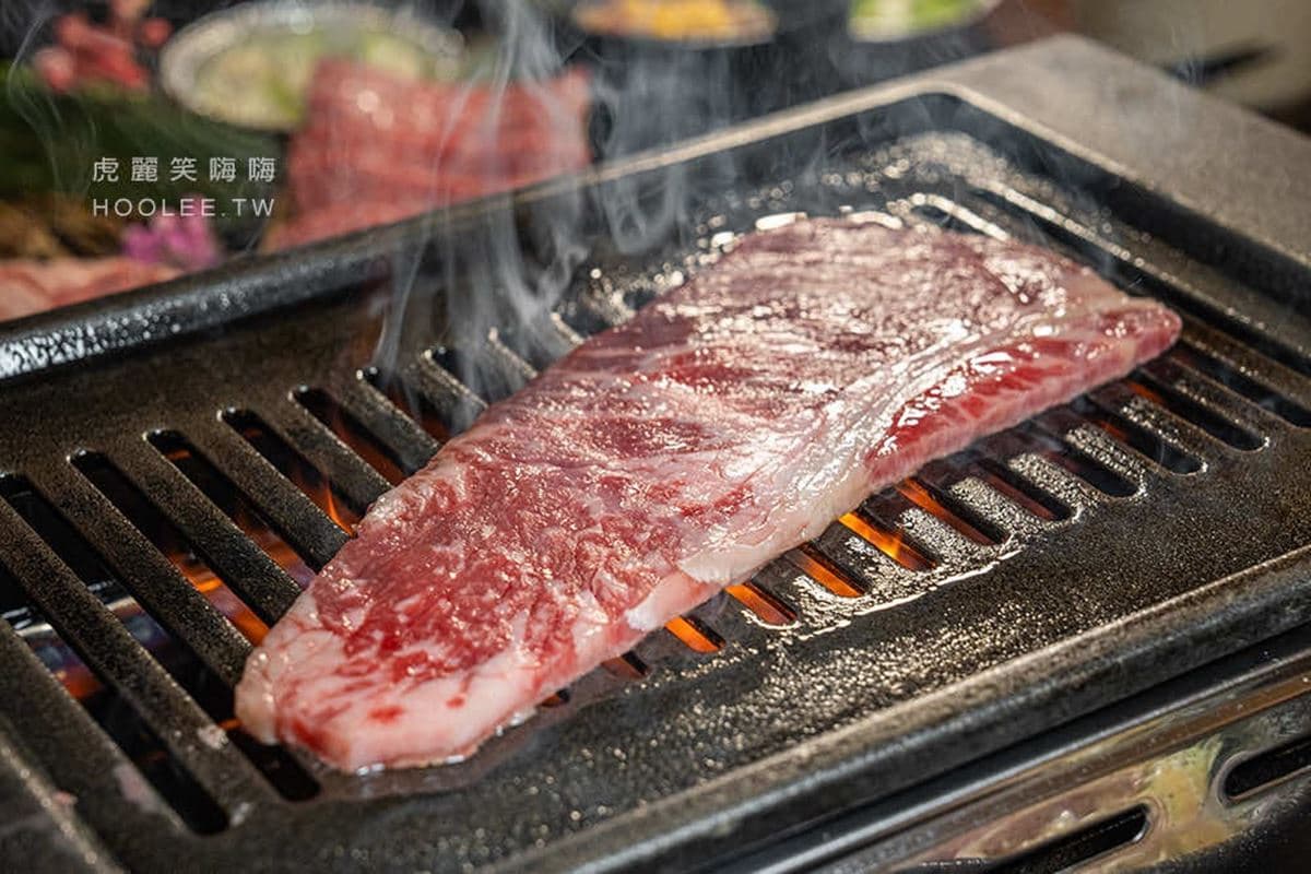【新開店】高雄也有1人燒肉!319元爽吃2種肉,自助吧白飯、霜淇淋無限供應 【新開店】高雄也有1人燒肉!319元爽吃2種肉,自助吧白飯、霜淇淋無限供應