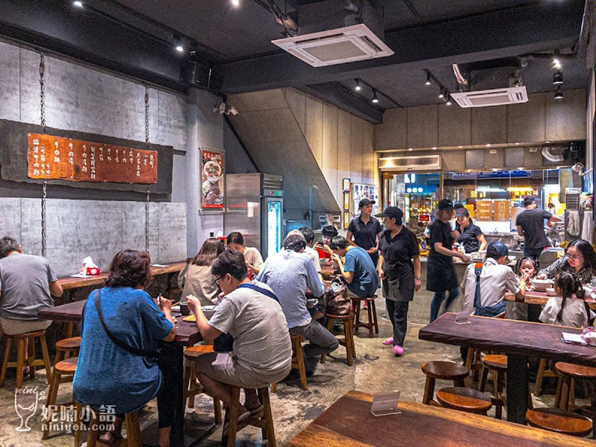 台北牛肉麵一條街!萬華5家必吃:加湯加麵都免錢、24小時營業、米其林推薦 台北牛肉麵一條街!萬華5家必吃:加湯加麵都免錢、24小時營業、米其林推薦