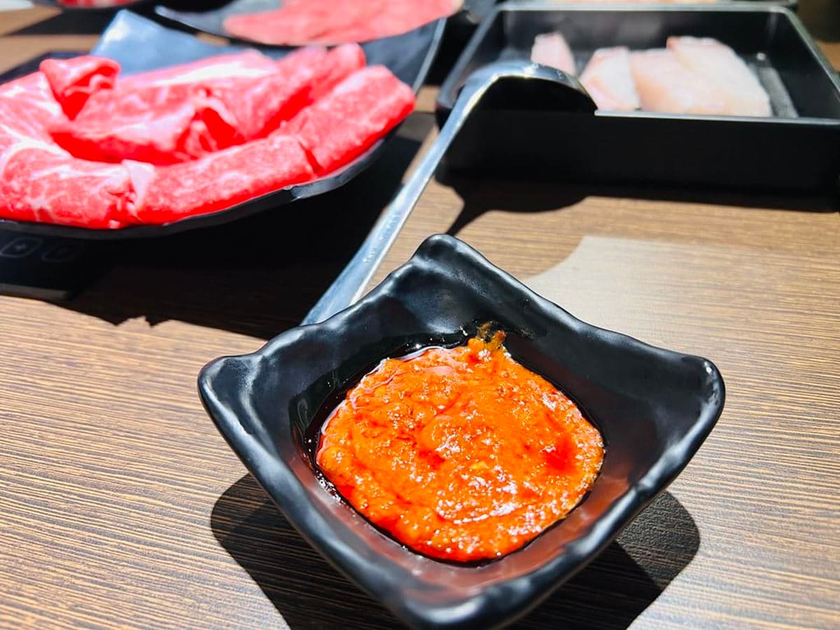 板橋369元火鍋吃到飽!爽嗑7種肉+自助吧無限吃,免服務費壽星還送肉蛋糕 板橋369元火鍋吃到飽!爽嗑7種肉+自助吧無限吃,免服務費壽星還送肉蛋糕