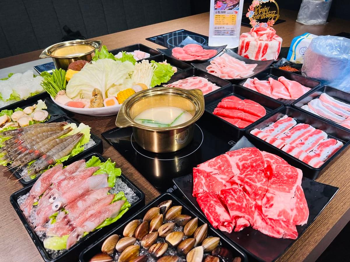 板橋369元火鍋吃到飽!爽嗑7種肉+自助吧無限吃,免服務費壽星還送肉蛋糕 板橋369元火鍋吃到飽!爽嗑7種肉+自助吧無限吃,免服務費壽星還送肉蛋糕