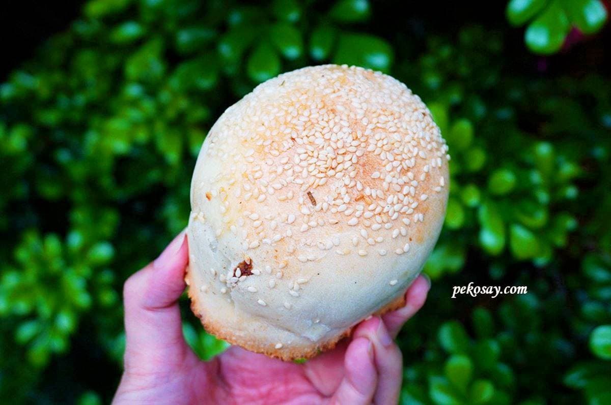 網推「台北最好吃」排隊胡椒餅!還沒出爐就完售,屹立台北車站20年小吃 網推「台北最好吃」排隊胡椒餅!還沒出爐就完售,屹立台北車站20年小吃