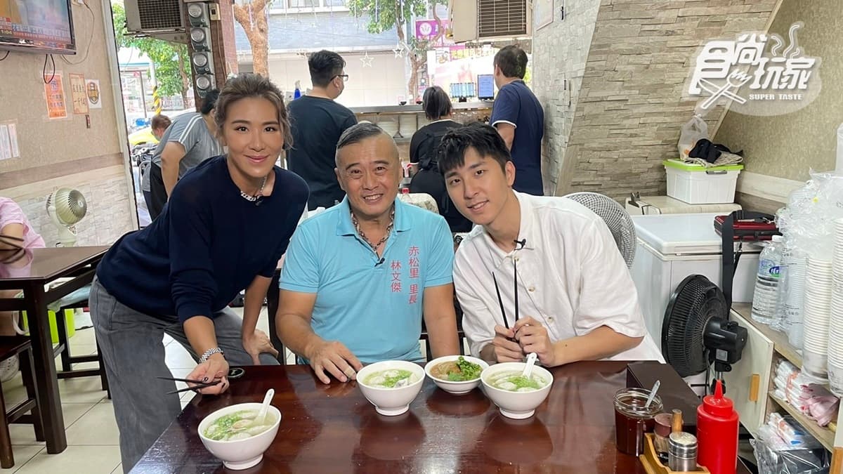 【里長帶我吃】「全台最日系里長」林文傑帶路!小禎、胡釋安吃板橋老店肉圓