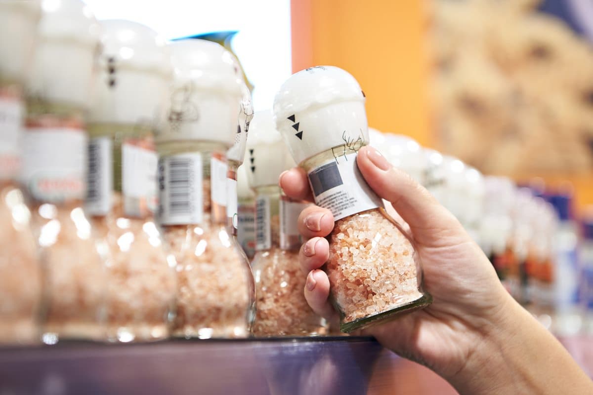 吃「鹽」就能看出身體健康?愛吃重鹹的人當心,代表體內恐出現「這情況」 吃「鹽」就能看出身體健康?愛吃重鹹的人當心,代表體內恐出現「這情況」