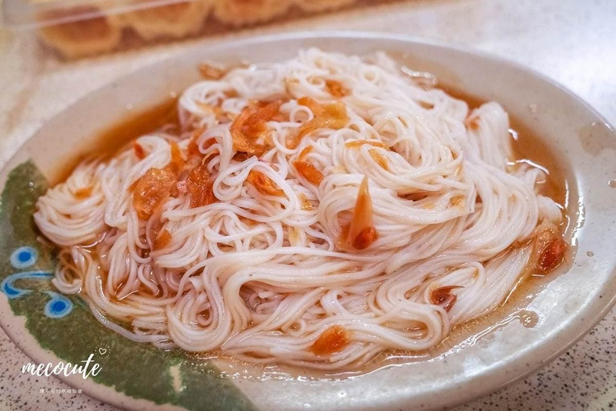 全台生意最好「炭燒薑母鴨」是這家!薑香濃郁肉質嫩,排隊人潮滿到隔壁巷 全台生意最好「炭燒薑母鴨」是這家!薑香濃郁肉質嫩,排隊人潮滿到隔壁巷