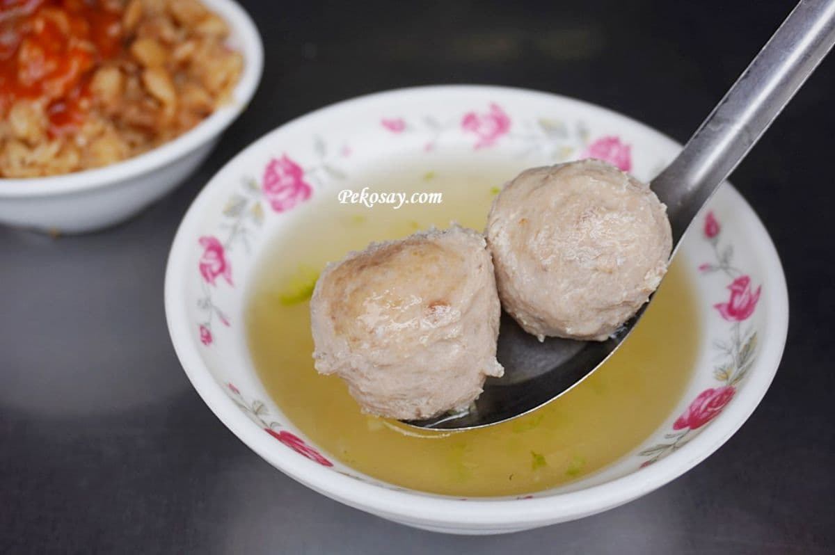 1天狂賣200斤!三重「老字號油飯」飄香逾60年,檜木桶蒸飯粒粒分明香又Q 1天狂賣200斤!三重「老字號油飯」飄香逾60年,檜木桶蒸飯粒粒分明香又Q