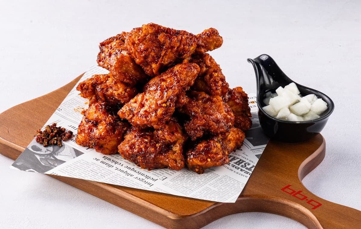 限時買一送一、免費抽半雞!bb.q CHICKEN推「麻辣鍋炸雞」,壽星加碼送乳酪燒 限時買一送一、免費抽半雞!bb.q CHICKEN推「麻辣鍋炸雞」,壽星加碼送乳酪燒