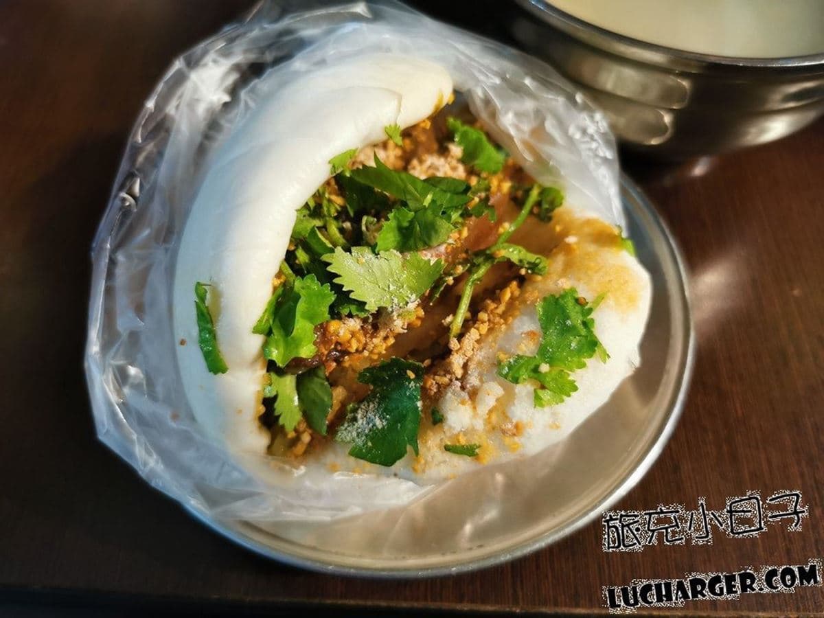 通通經典老字號!延三夜市10必吃:30元高麗菜飯、台北最強豬腳、必比登推薦 通通經典老字號!延三夜市10必吃:30元高麗菜飯、台北最強豬腳、必比登推薦