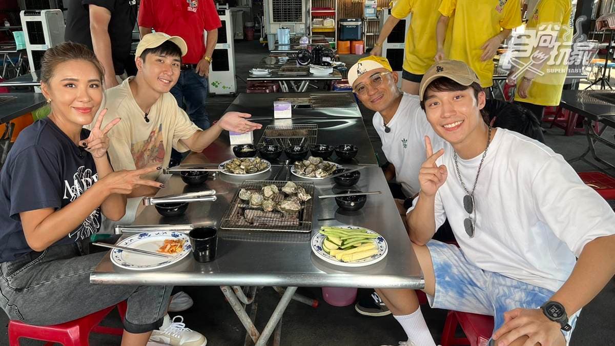 4.7星海鮮燒烤吃到飽!小馬、小禎、安安吃小琉球|11/21《魚肉鄉民》店家資訊
