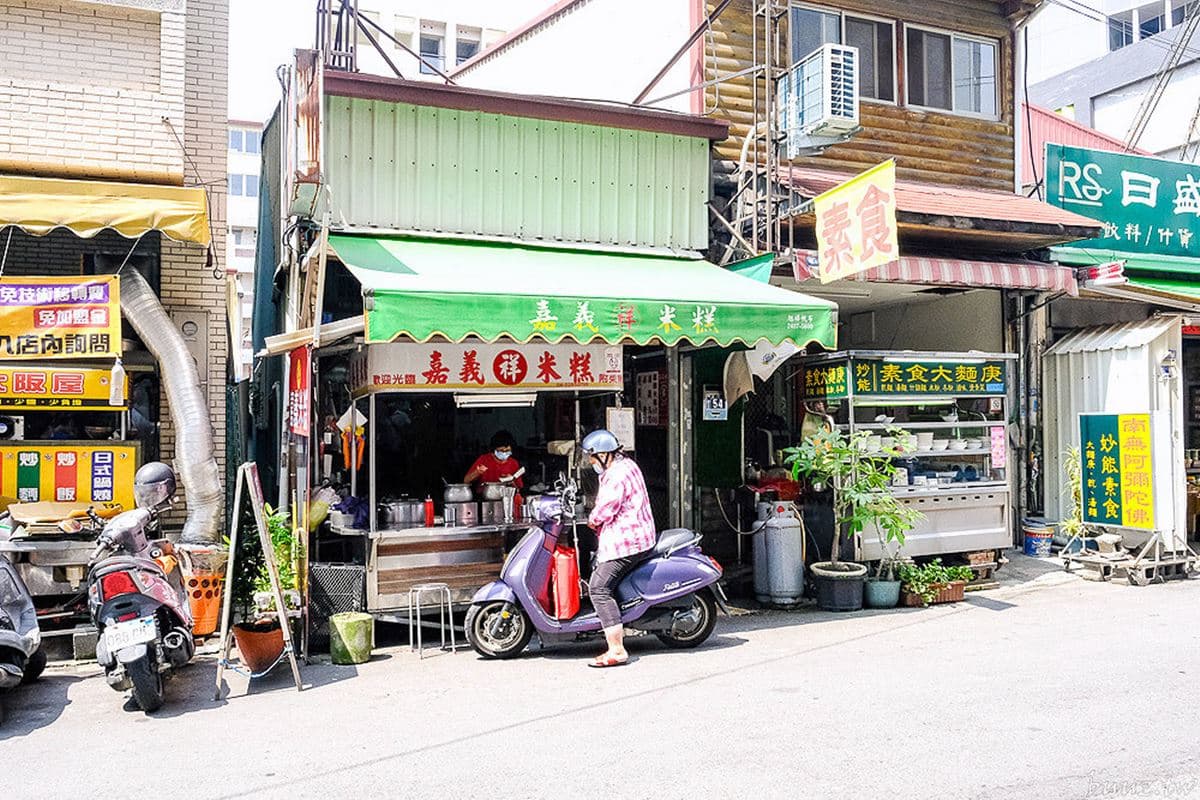 土地公最愛麻糬!台中第三市場7必吃:最好吃越南麵包、隱藏版台式馬卡龍 土地公最愛麻糬!台中第三市場7必吃:最好吃越南麵包、隱藏版台式馬卡龍