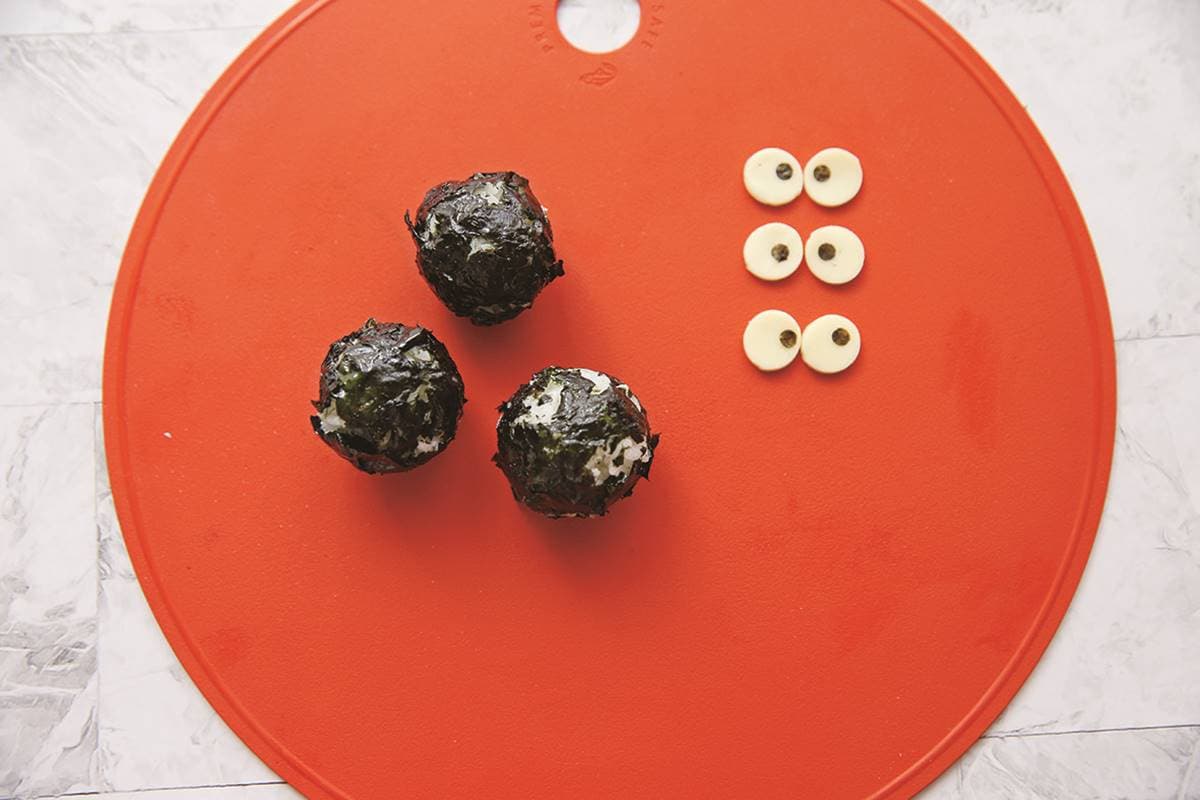 空姐媽咪上菜!這種便當你捨得吃嗎:鬼臉飯飯、便便咖哩、龍貓奶酥吐司 空姐媽咪上菜!這種便當你捨得吃嗎:鬼臉飯飯、便便咖哩、龍貓奶酥吐司