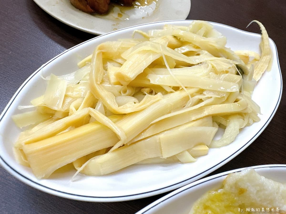 24小時都能吃!台中「銷魂三層爌肉飯」夜貓超愛,免費加爆酸菜、辣椒 24小時都能吃!台中「銷魂三層爌肉飯」夜貓超愛,免費加爆酸菜、辣椒
