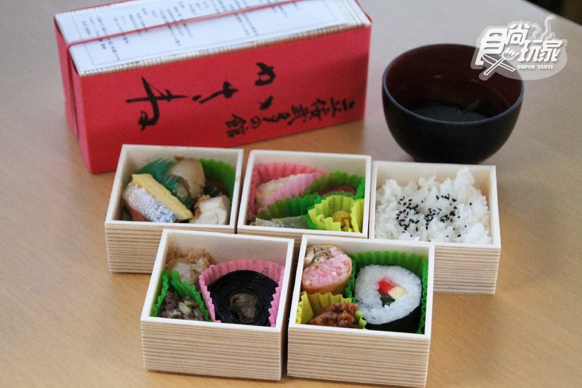 一年只開4個月!日本冬季限定「烤魷魚列車」,秒飛昭和時代還可喝清酒 一年只開4個月!日本冬季限定「烤魷魚列車」,秒飛昭和時代還可喝清酒