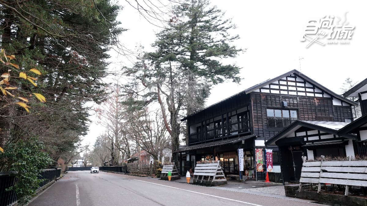 最美雪國列車!日本秋田必玩鐵道旅行,還可樹冰中滑雪、訪400年小京都 最美雪國列車!日本秋田必玩鐵道旅行,還可樹冰中滑雪、訪400年小京都
