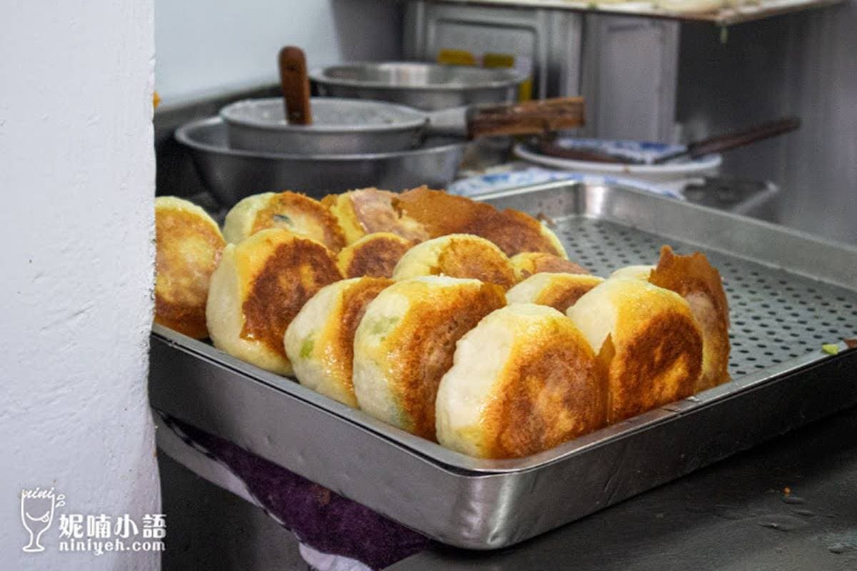 你吃的是哪個?「生煎包VS水煎包」居然不一樣!老饕:外觀、內餡差很大 你吃的是哪個?「生煎包VS水煎包」居然不一樣!老饕:外觀、內餡差很大