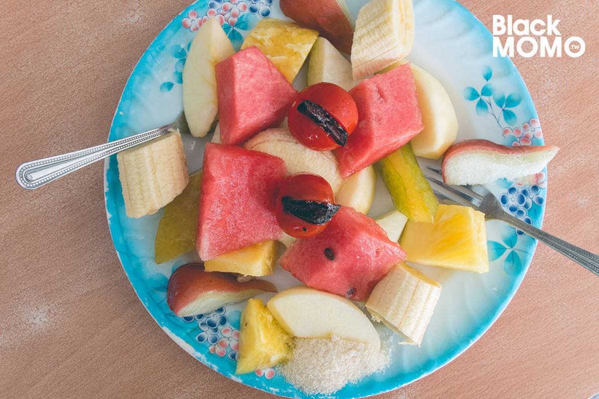 北部人不懂!南部「吃番茄沾醬油」原因曝光,「番茄台語」秒判斷你是哪裡人 北部人不懂!南部「吃番茄沾醬油」原因曝光,「番茄台語」秒判斷你是哪裡人