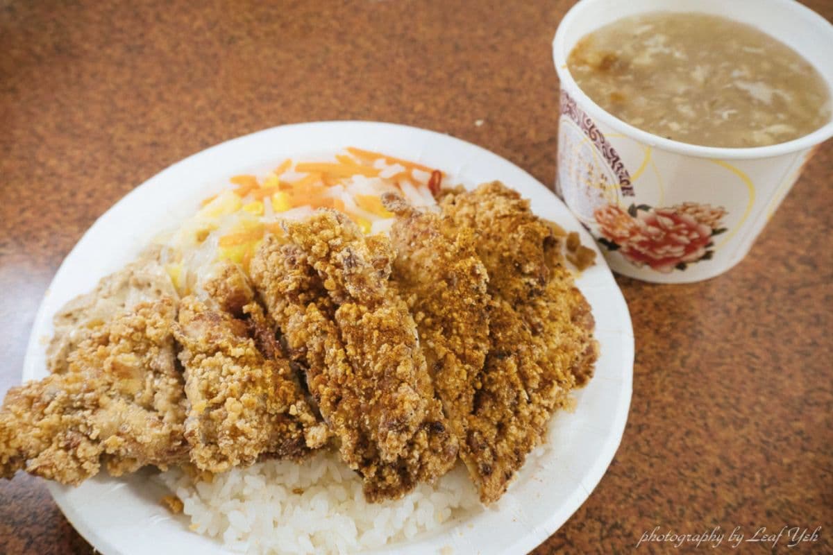 全台首間「雞排始祖」藏在這!台北6大老字號美食:最強麻油雞、滿料牛肉麵 全台首間「雞排始祖」藏在這!台北6大老字號美食:最強麻油雞、滿料牛肉麵