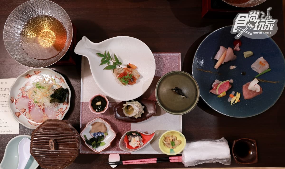 正港「石頭」火鍋!日本秋田必吃4美食:舞妓便當、烤米棒鍋、稻庭烏龍麵 正港「石頭」火鍋!日本秋田必吃4美食:舞妓便當、烤米棒鍋、稻庭烏龍麵