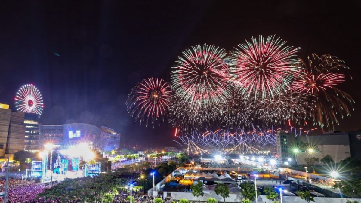 高雄夢時代跨年揭驚喜彩蛋!跨年花火最佳觀賞點公開,天團Coldplay神曲迎2024 高雄夢時代跨年揭驚喜彩蛋!跨年花火最佳觀賞點公開,天團Coldplay神曲迎2024