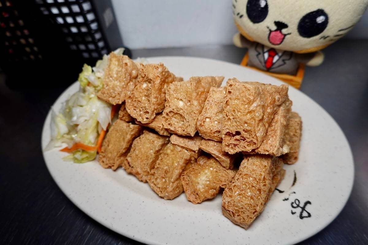 捷運古亭美食推薦12家!銅板價小吃、火鍋吃到飽旗艦店 古亭小吃推薦|同心大腸蚵仔麵線
