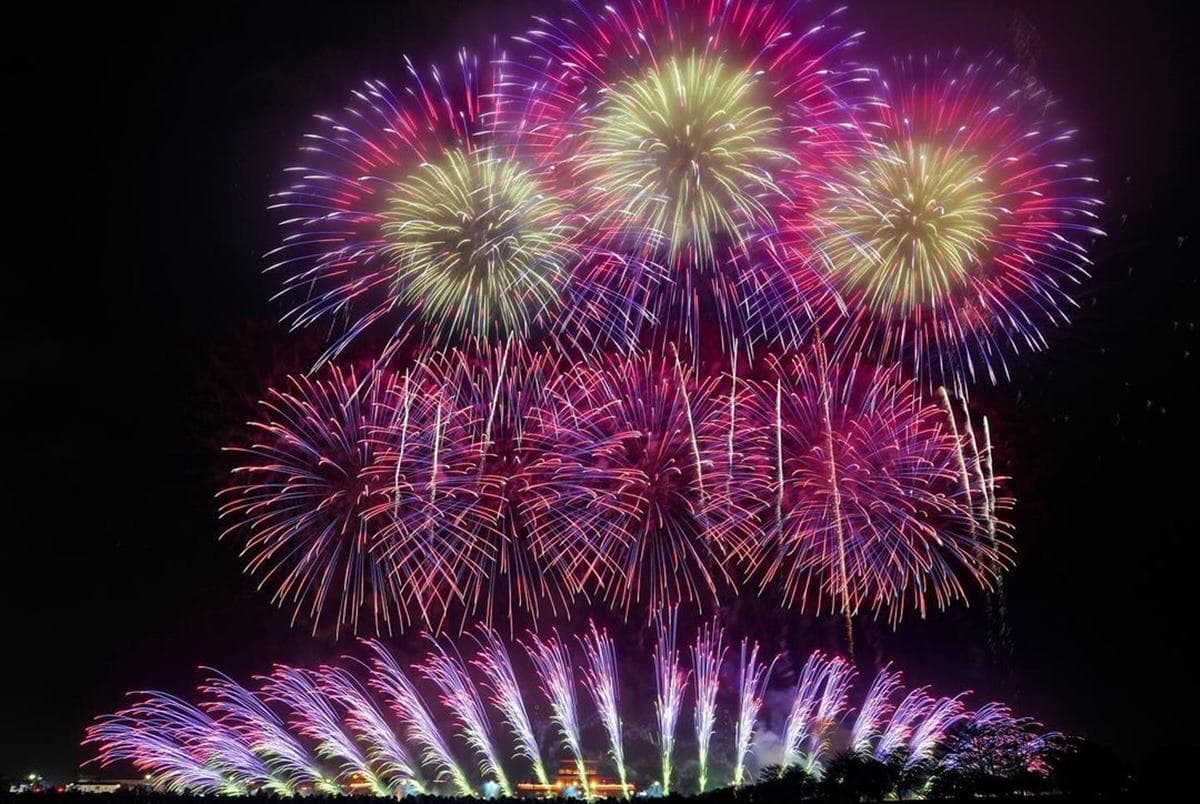 全台最大元宵煙火秀「這天」升空!國際級花火繞媽祖廟美翻,加碼體驗炸蜂炮 全台最大元宵煙火秀「這天」升空!國際級花火繞媽祖廟美翻,加碼體驗炸蜂炮