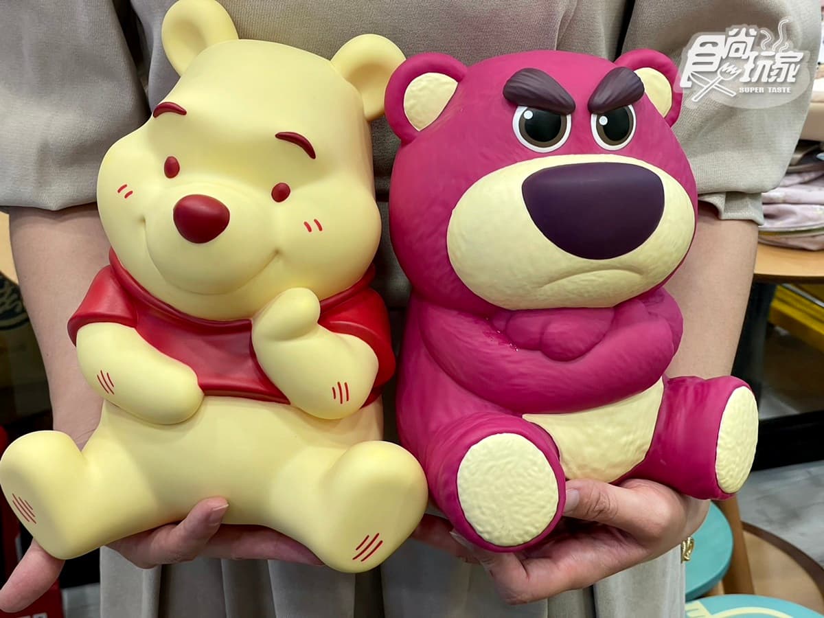 布丁狗、KITTY存錢筒先搶!7-11卡通春節禮盒10選:卡娜赫拉、伊布、維尼都有 布丁狗、KITTY存錢筒先搶!7-11卡通春節禮盒10選:卡娜赫拉、伊布、維尼都有