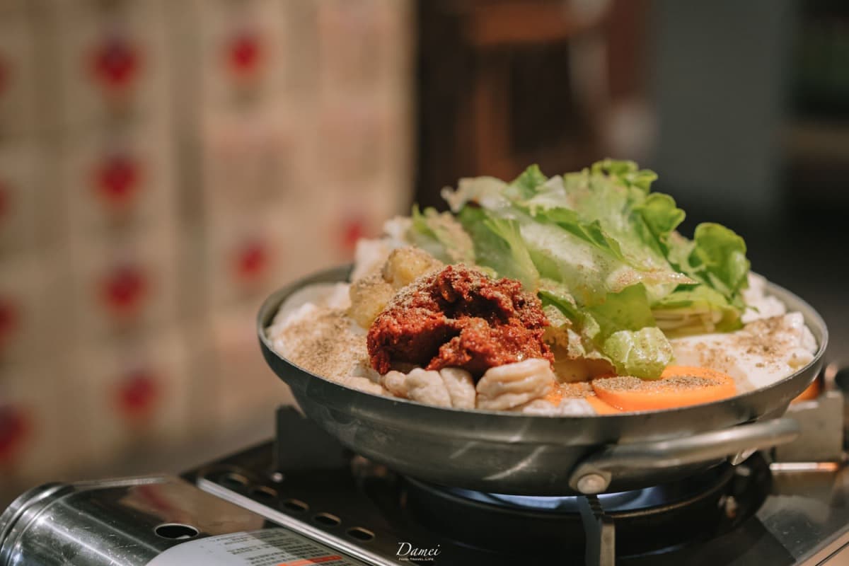 松山區美食餐廳推薦9家:台北麵線4天王、米其林藥燉排骨、排隊芋頭酥 松山區美食餐廳推薦9家:台北麵線4天王、米其林藥燉排骨、排隊芋頭酥