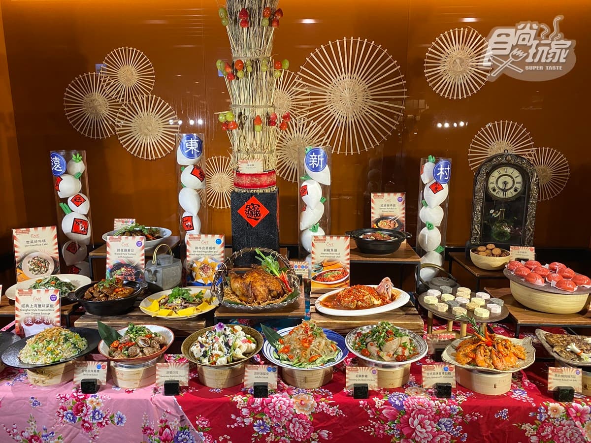 「五星飯店Buffet」吹眷村懷舊風!西安麵點師現場刀削麵,還有手工糖葫蘆 「五星飯店Buffet」吹眷村懷舊風!西安麵點師現場刀削麵,還有手工糖葫蘆