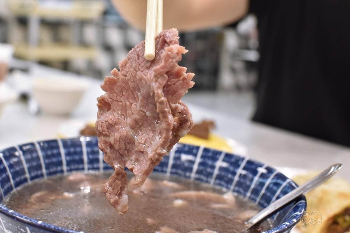 好評飆破2萬!台南安平「人氣牛肉湯」東區吃得到,現切直送溫體牛老饕激推 好評飆破2萬!台南安平「人氣牛肉湯」東區吃得到,現切直送溫體牛老饕激推