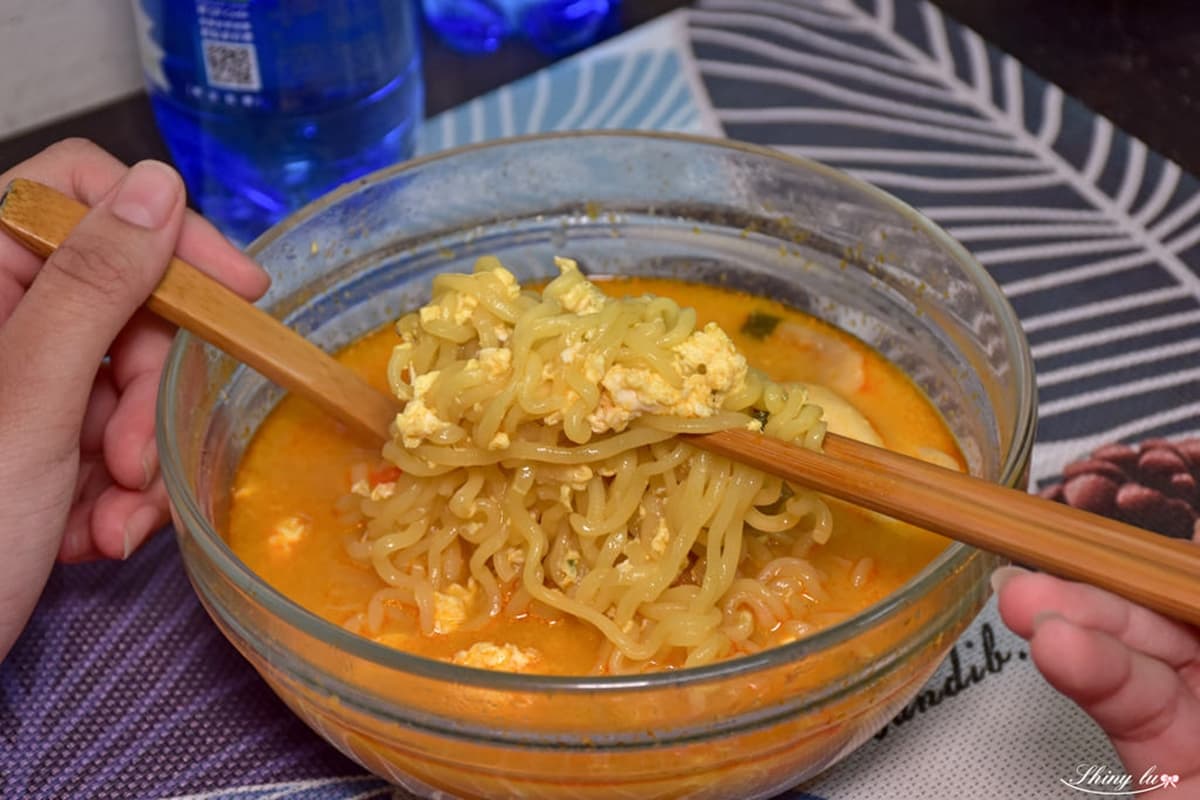 颱風天泡麵準備了沒?6款PTT高人氣韓國泡麵:韓綜推薦部隊鍋麵、激辣火雞麵 颱風天泡麵準備了沒?6款PTT高人氣韓國泡麵:韓綜推薦部隊鍋麵、激辣火雞麵