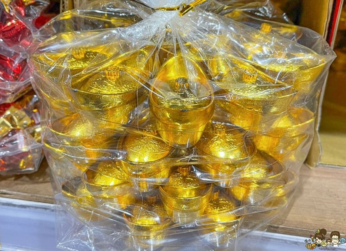 開逛台南最大零食工廠!巨大包古早味餅乾、糖果批發價,過年拜拜囤貨快衝 開逛台南最大零食工廠!巨大包古早味餅乾、糖果批發價,過年拜拜囤貨快衝