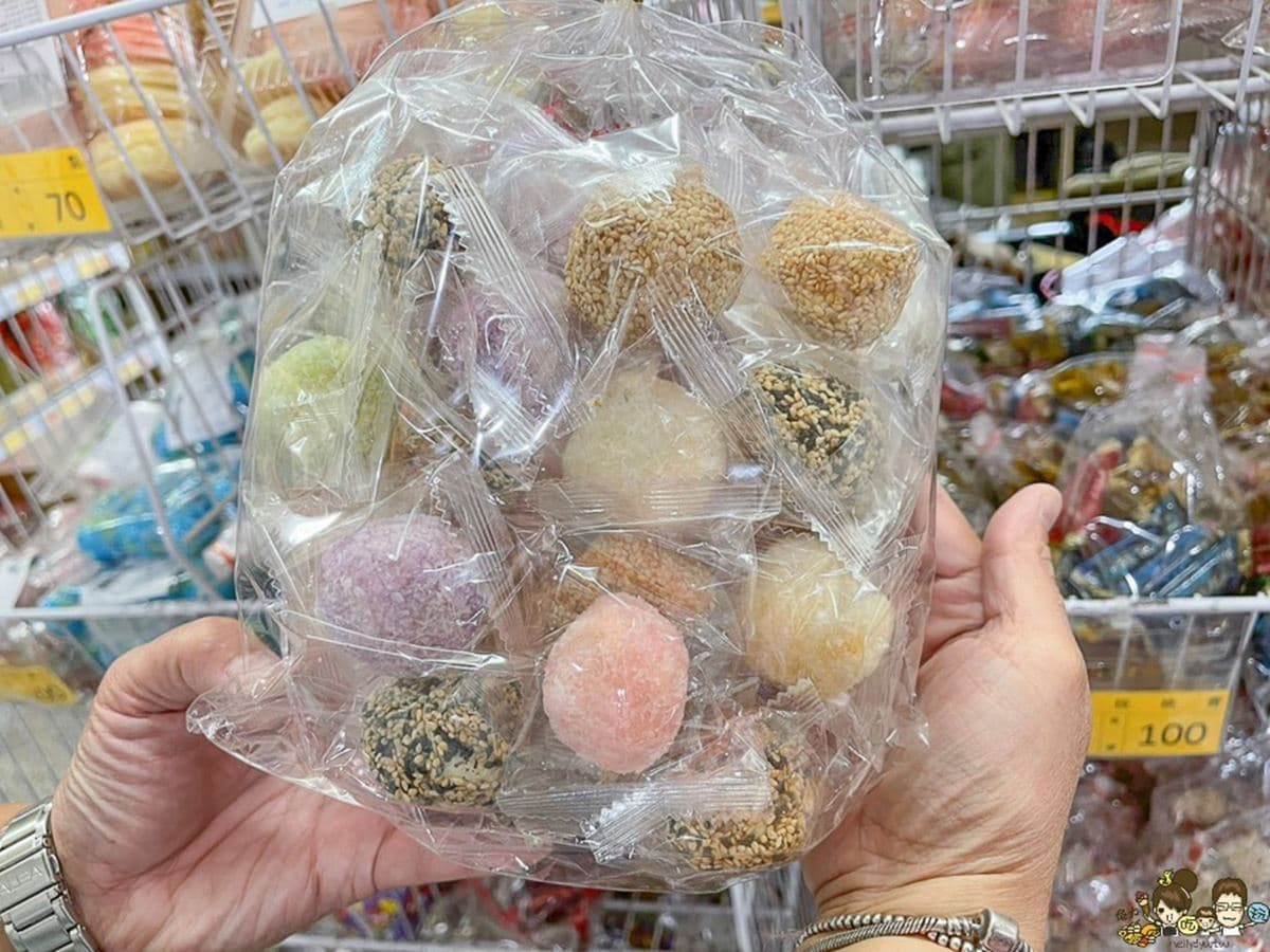 開逛台南最大零食工廠!巨大包古早味餅乾、糖果批發價,過年拜拜囤貨快衝 開逛台南最大零食工廠!巨大包古早味餅乾、糖果批發價,過年拜拜囤貨快衝