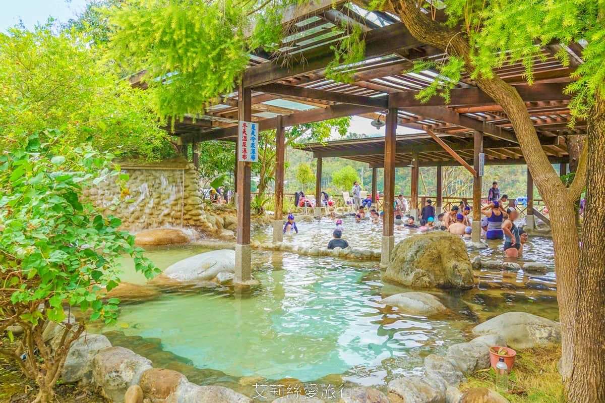 苗栗景點推薦Top40:新開幕文創園區、採草莓,苗栗一日遊玩法 苗栗景點:石湯溫泉