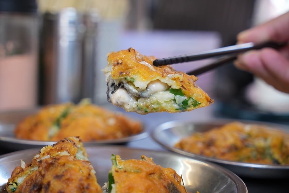內行人口袋名單!永樂市場10家網推美食:郭董也愛油飯、百年雞捲、爆料潤餅 內行人口袋名單!永樂市場10家網推美食:郭董也愛油飯、百年雞捲、爆料潤餅