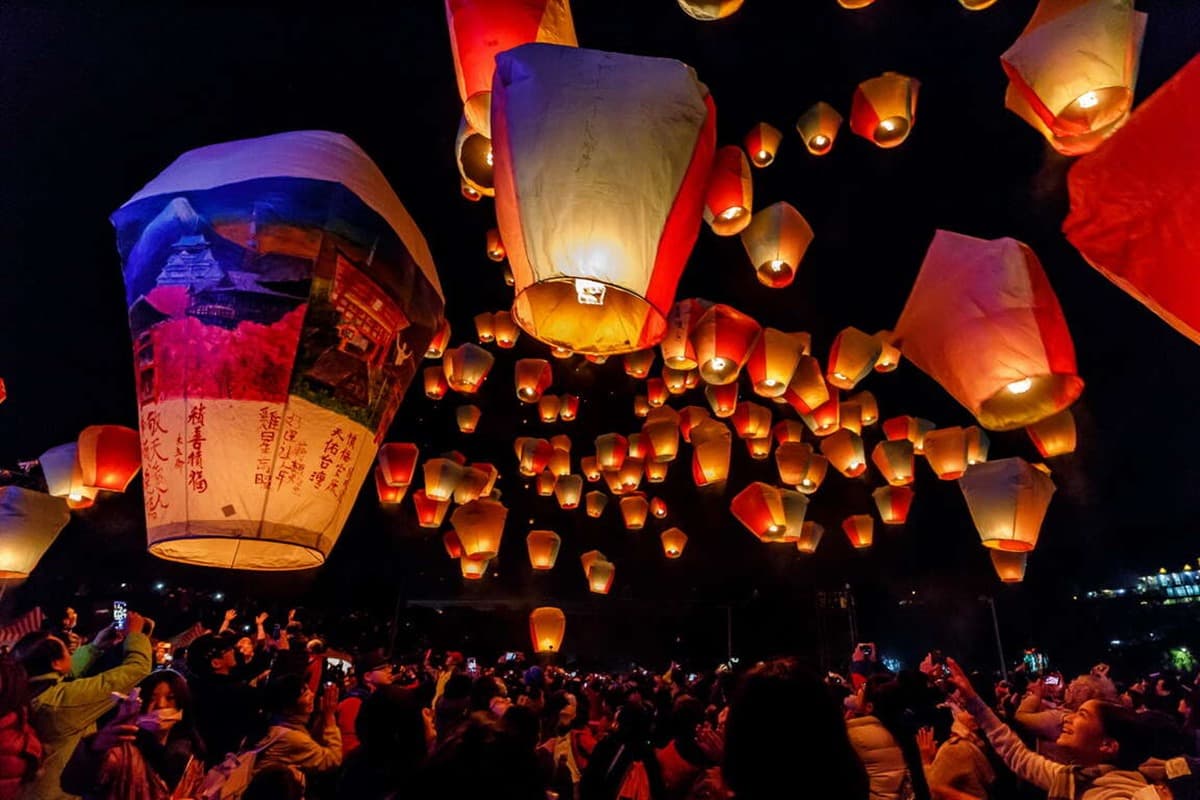 2024平溪天燈節「這2天」登場!6盞巨型天燈齊放,加碼推薦順吃順遊景點 2024平溪天燈節「這2天」登場!6盞巨型天燈齊放,加碼推薦順吃順遊景點