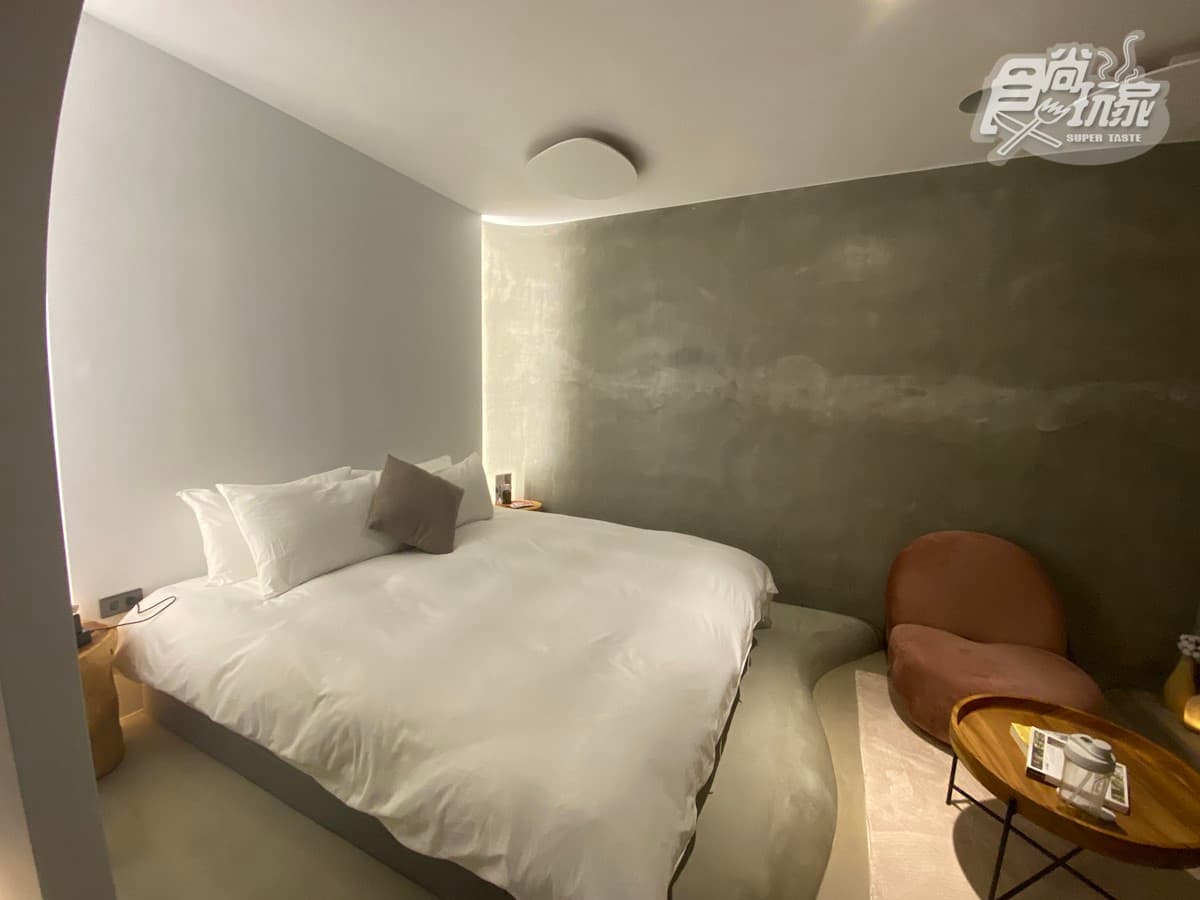 睡在雨林裡的樹屋!開箱宜蘭礁溪「祕境溫泉民宿」,一泊二食、泡湯泡到飽 睡在雨林裡的樹屋!開箱宜蘭礁溪「祕境溫泉民宿」,一泊二食、泡湯泡到飽