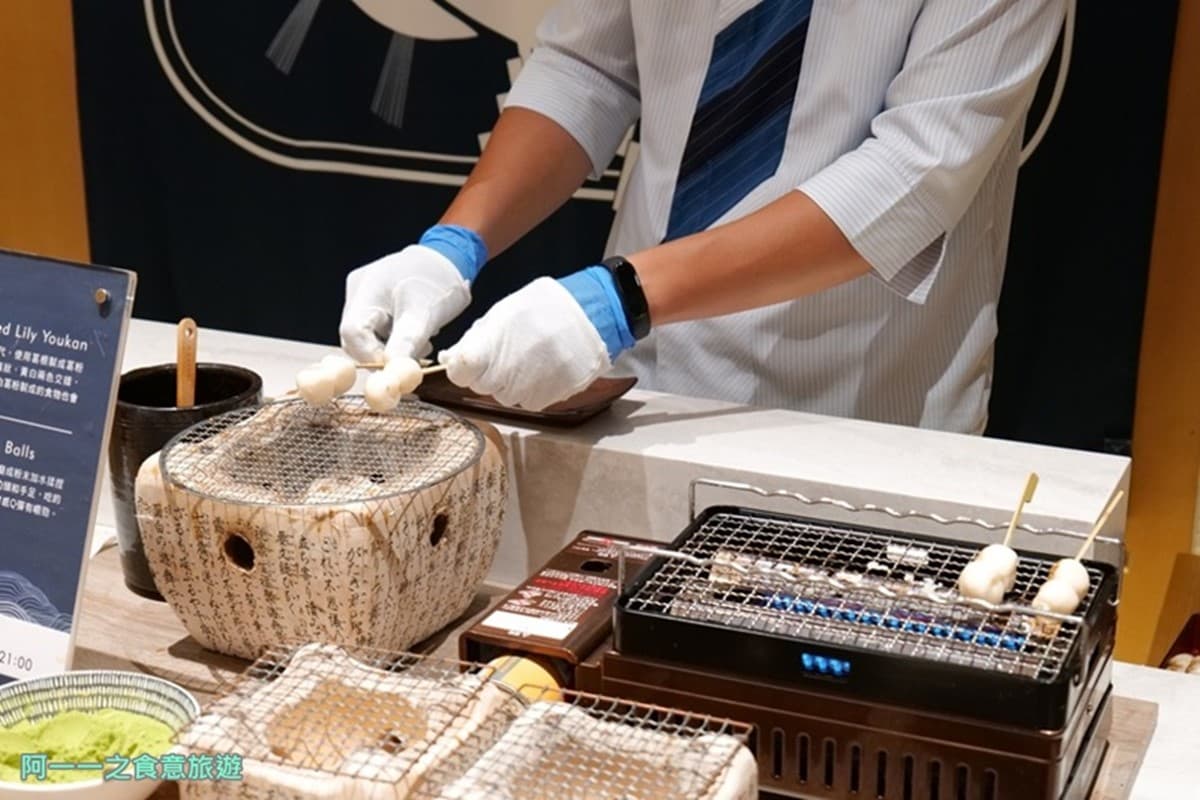 宜蘭最豪華吃到飽!爽嗑生魚片、牛排千元有找,4月封館前衝一波 宜蘭最豪華吃到飽!爽嗑生魚片、牛排千元有找,4月封館前衝一波