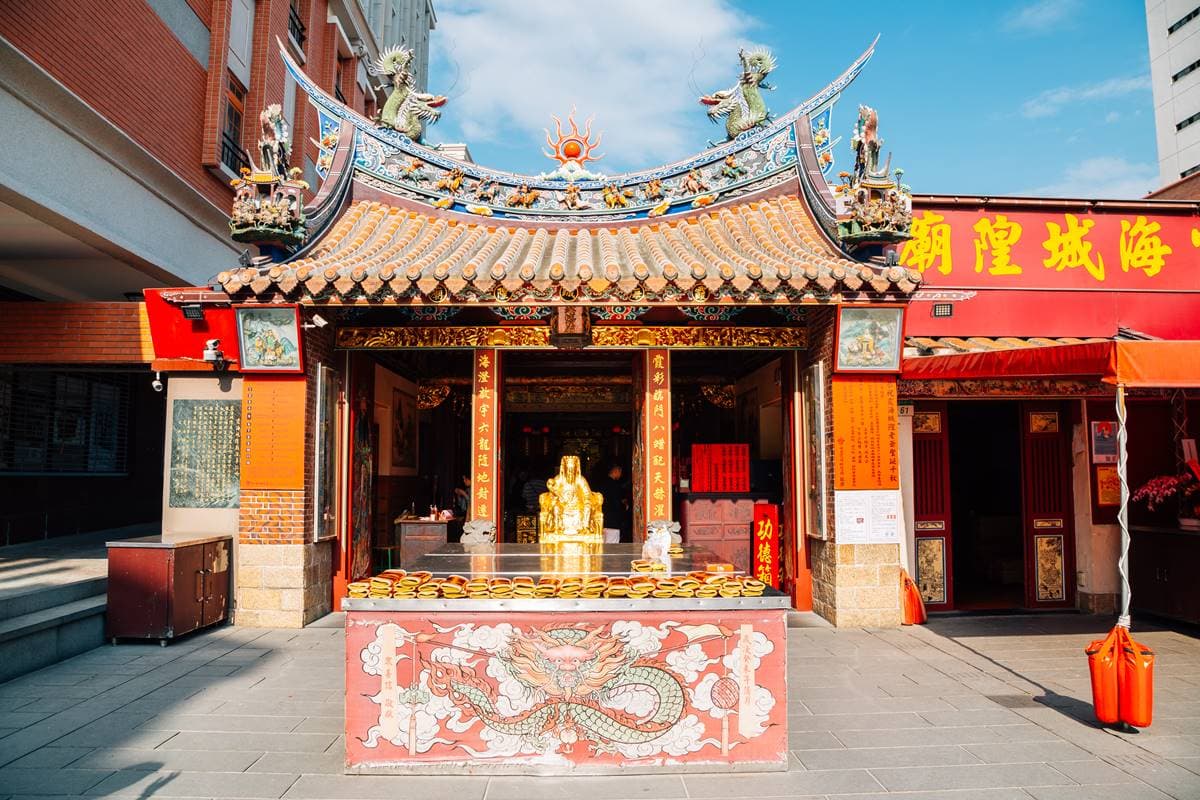 拜月老不靈怎麼辦?命理專家曝「這些神」也能拜,白色情人節就衝了 拜月老不靈怎麼辦?命理專家曝「這些神」也能拜,白色情人節就衝了