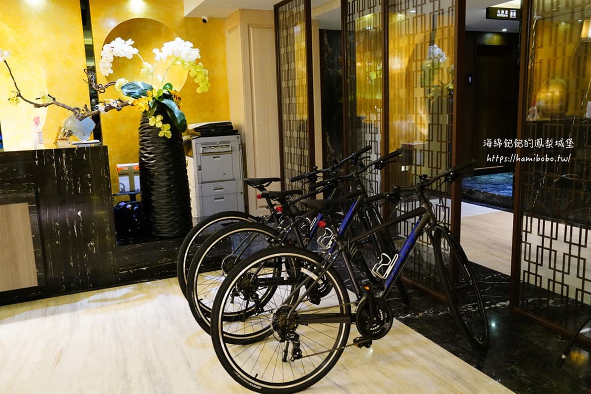 【新開店】泡麵、冰棒吃到飽!台中捷運旅店爽泡大浴缸,雙人房2千有找 【新開店】泡麵、冰棒吃到飽!台中捷運旅店爽泡大浴缸,雙人房2千有找