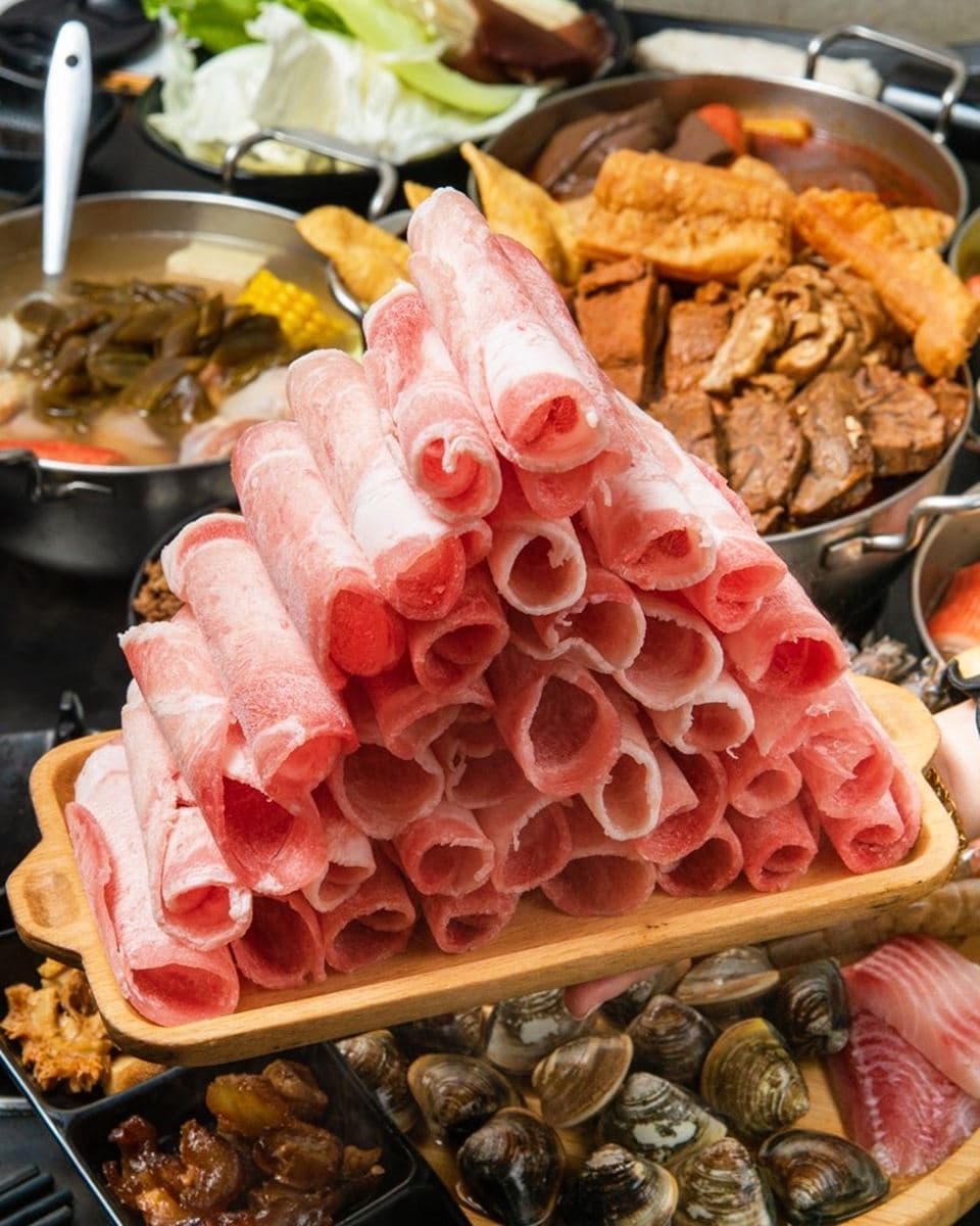 150元起自助吧吃到飽!月底救星高CP值火鍋,必點199元「肉肉山」飽到升天 150元起自助吧吃到飽!月底救星高CP值火鍋,必點199元「肉肉山」飽到升天