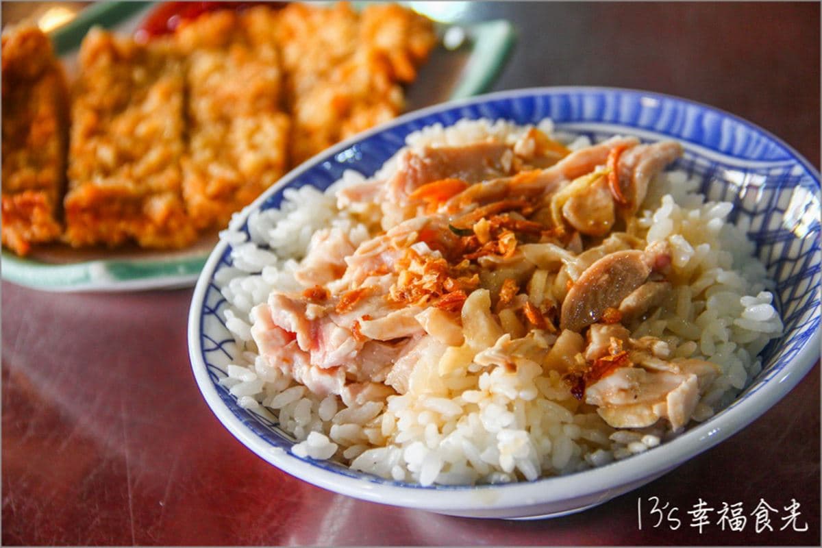 嘉義雞肉飯霸主PK!在地人只服這10家:好評直逼萬則、雙刀流排隊宵夜 嘉義雞肉飯店家推薦:大同火雞肉飯