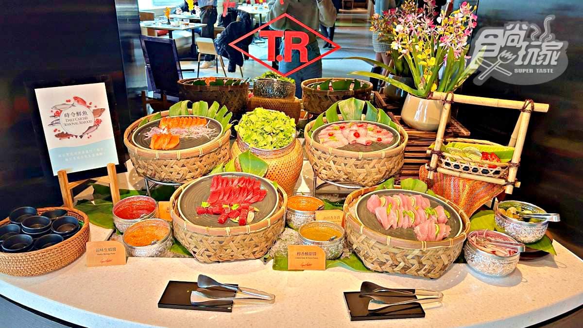 最強泰式Buffet「泰市場」回歸!近百道泰料吃到飽,週末限定泰國蝦、榴槤披薩 最強泰式Buffet「泰市場」回歸!近百道泰料吃到飽,週末限定泰國蝦、榴槤披薩