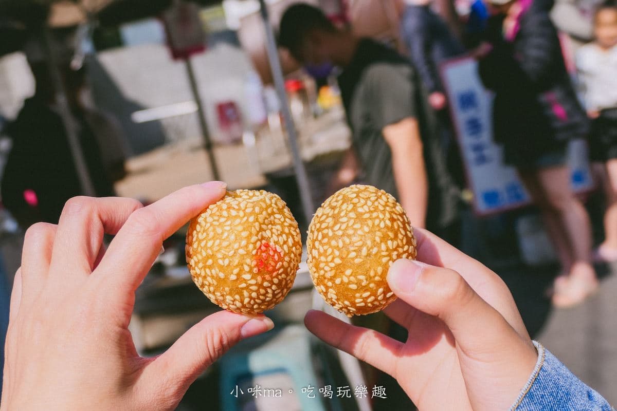 「燒馬蛋」是什麼?客家版「巨型地瓜球」金黃香Q有包餡,在地人從小吃到大 「燒馬蛋」是什麼?客家版「巨型地瓜球」金黃香Q有包餡,在地人從小吃到大